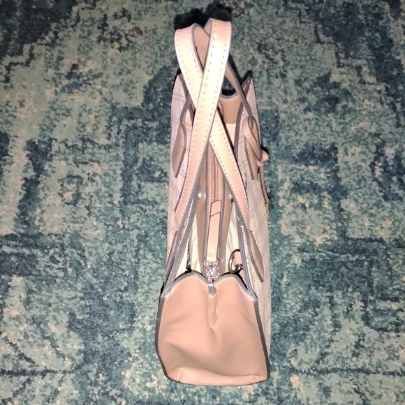 ‼️SOLD‼️Nine West Cream and Brown Satchel - Picture 4 of 10